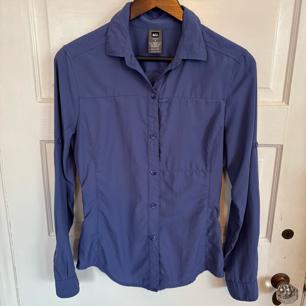 REI Women's Long-Sleeve Button-Down Shirt in Deep Blue